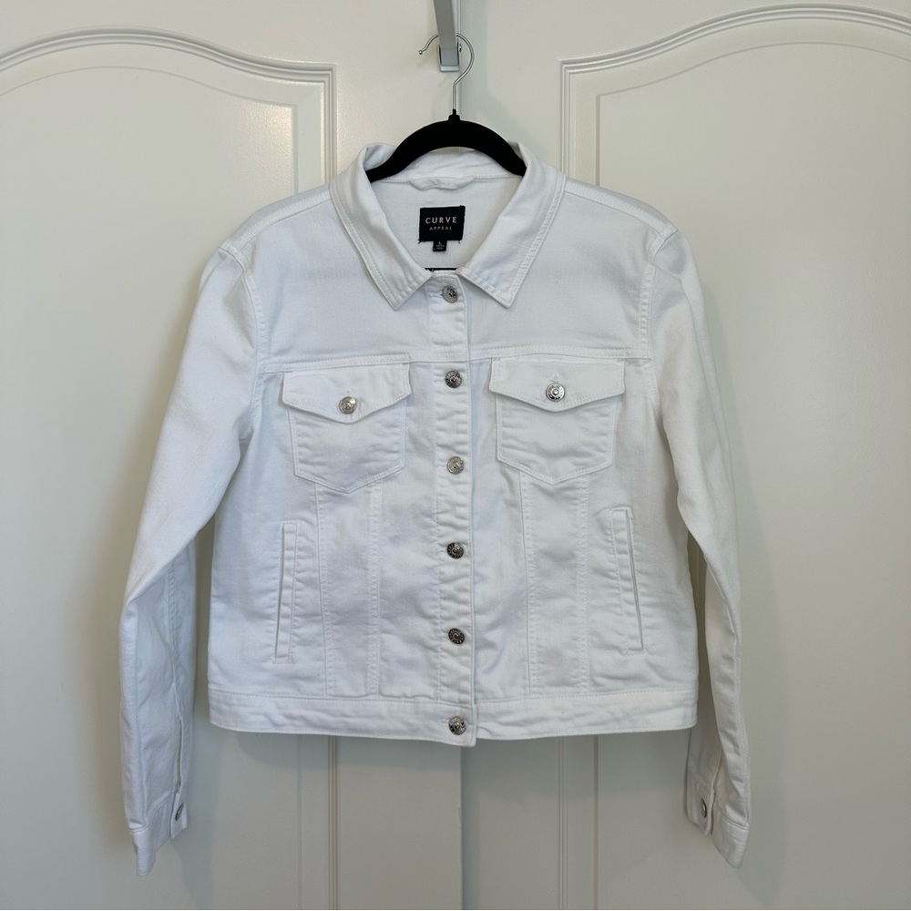 Curve Appeal Classic White Denim Jacket Size Large